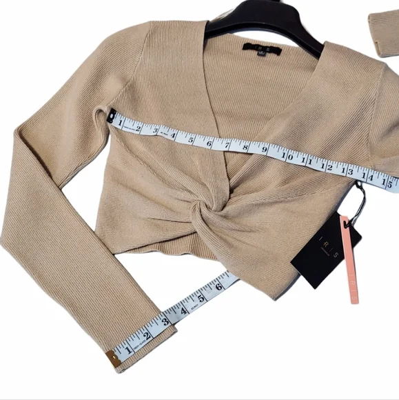 Crop Sweater Womens Small Taupe Knot Front Cropped V Neck Long Sleeve New - Picture 4 of 12